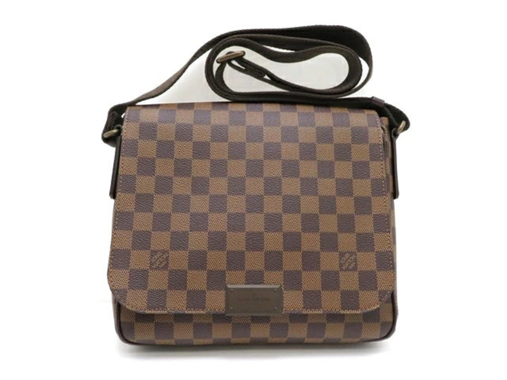 LOUIS VUITTON Shoulder Bag District Damier